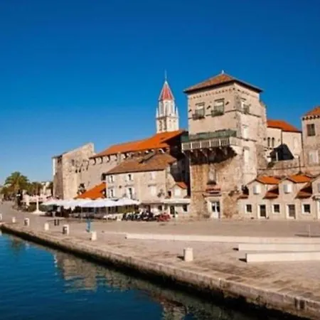 Relax Apartment Okrug Gornji